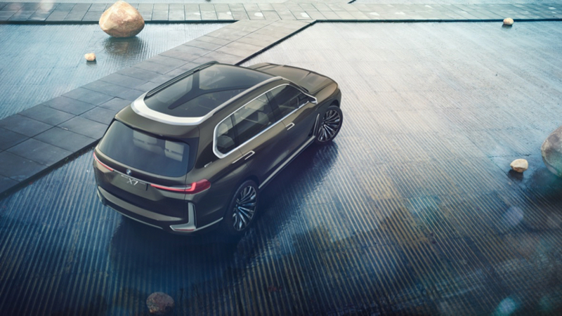 Illustration for article titled I Dare You To Look At More Pictures Of The Unsettling BMW X7